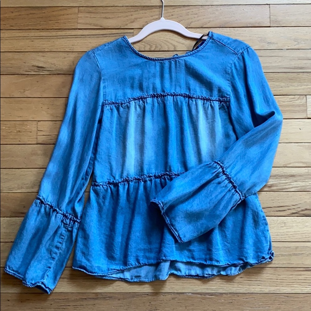 Women’s long sleeve shirt